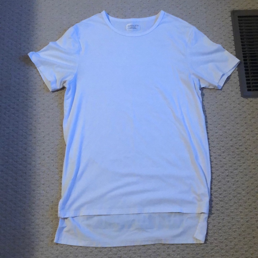 Alphalete Fish-Tail T-shirt